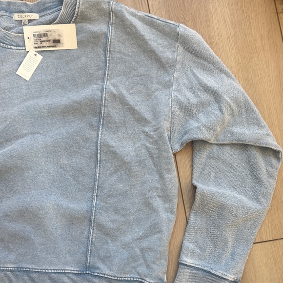 Z Supply Light “denim” Blue Crewneck NWT SZ XS - Picture 6 of 9